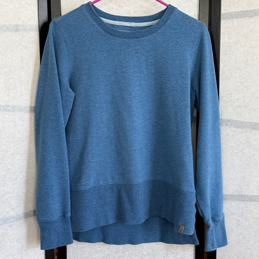 L.L. Bean Cozy Split Hem Sweatshirt ~ Size XS Petite (generous) ~ Blue Heather